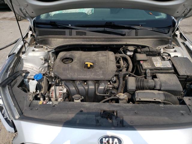 3KPF24AD8KE068506 - 2019 KIA FORTE FE SILVER photo 11