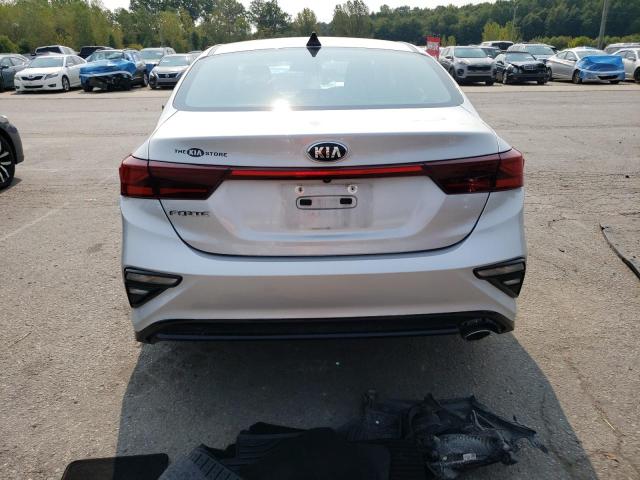 3KPF24AD8KE068506 - 2019 KIA FORTE FE SILVER photo 6