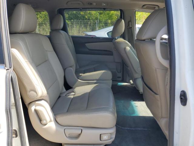 5FNRL5H68CB051935 - 2012 HONDA ODYSSEY EXL WHITE photo 11