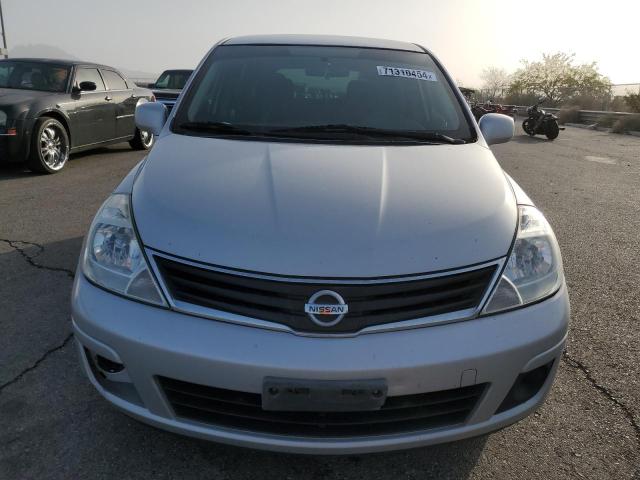 3N1BC1CP8CK235809 - 2012 NISSAN VERSA S SILVER photo 5