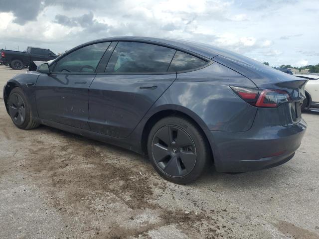 5YJ3E1EB6NF184271 - 2022 TESLA MODEL 3 Темно-сірий фото 2
