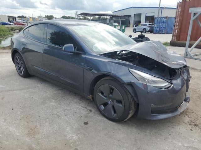 5YJ3E1EB6NF184271 - 2022 TESLA MODEL 3 Темно-сірий фото 4