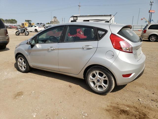 3FADP4EJ6GM122428 - 2016 FORD FIESTA SE SILVER photo 2