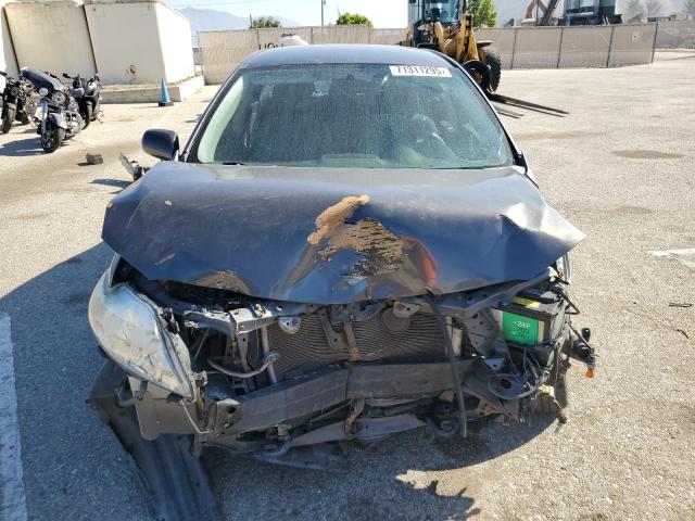 1NXBU4EE6AZ303881 - 2010 TOYOTA COROLLA BASE 灰色 照片 5