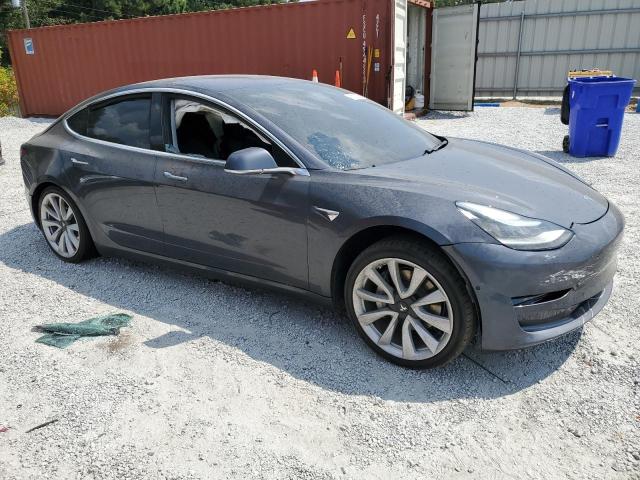 5YJ3E1EA0JF015140 - 2018 TESLA MODEL 3 灰色 照片 4