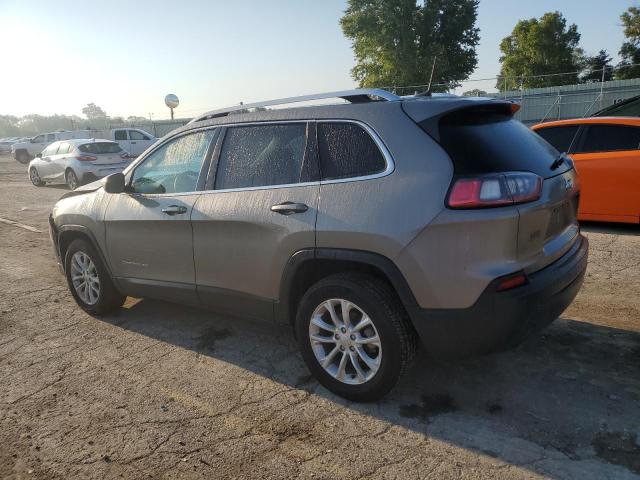 1C4PJLCBXKD387470 - 2019 JEEP CHEROKEE LATITUDE TAN photo 2