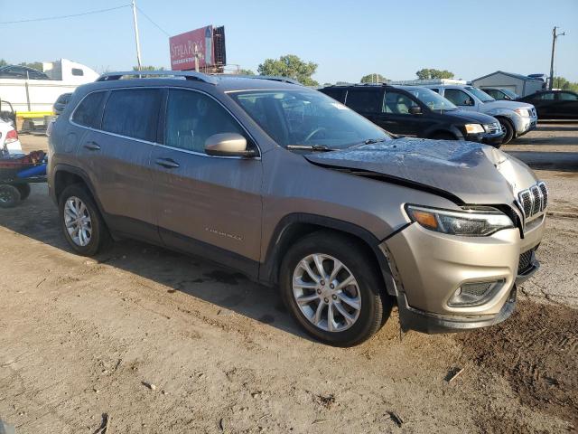 1C4PJLCBXKD387470 - 2019 JEEP CHEROKEE LATITUDE TAN photo 4
