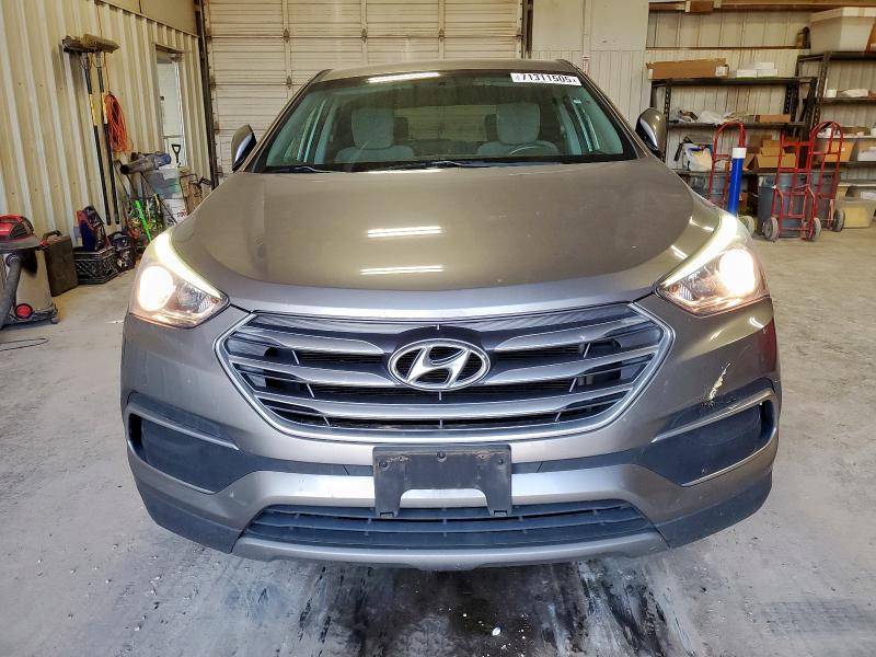 5NMZT3LB0JH081208 - 2018 HYUNDAI SANTA FE S GRAY photo 5