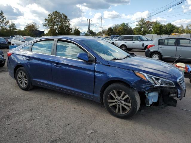 5NPE24AF0GH295429 - 2016 HYUNDAI SONATA SE BLUE photo 4