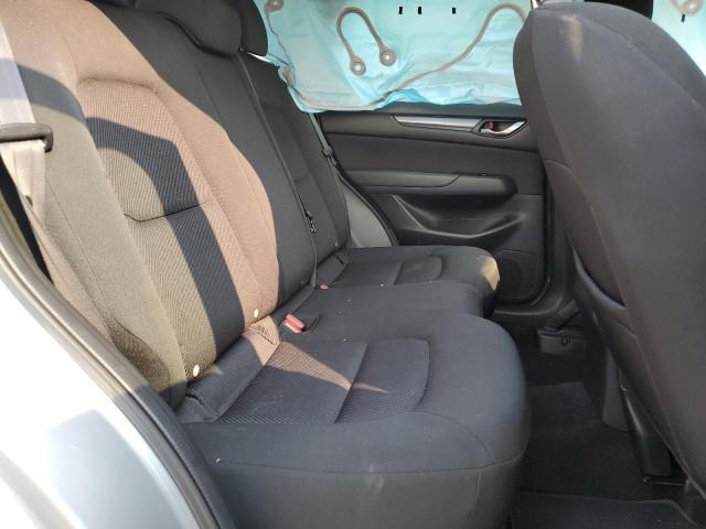 JM3KFBBM6K0666292 - 2019 MAZDA CX-5 SPORT SILVER photo 11