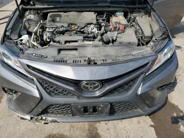 4T1M11AK4LU867981 - 2020 TOYOTA CAMRY SE 灰色 照片 11