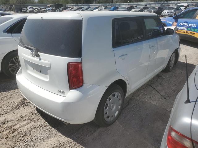 JTLKE50E581027806 - 2008 TOYOTA SCION XB WHITE photo 3