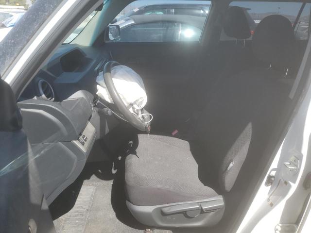 JTLKE50E581027806 - 2008 TOYOTA SCION XB WHITE photo 7