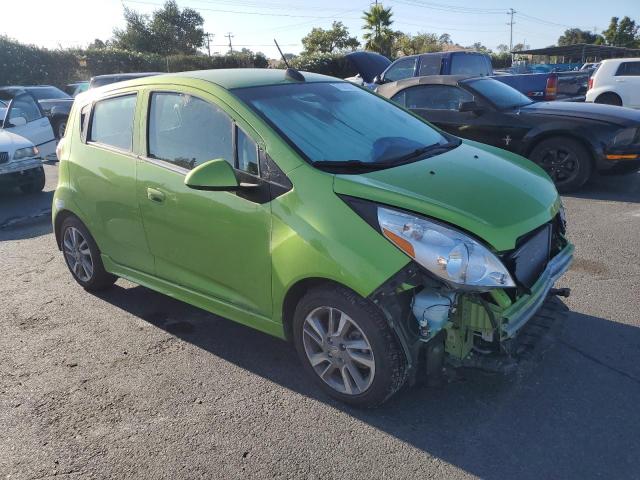 KL8CL6S06FC775374 - 2015 CHEVROLET SPARK EV 2LT GREEN photo 4