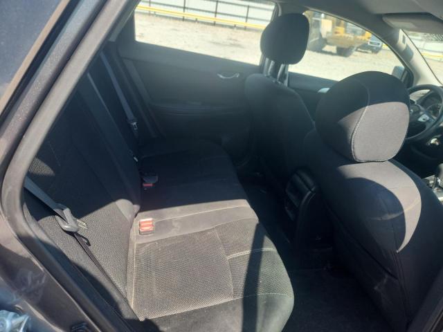 3N1AB7AP8JY327310 - 2018 NISSAN SENTRA S CHARCOAL photo 10