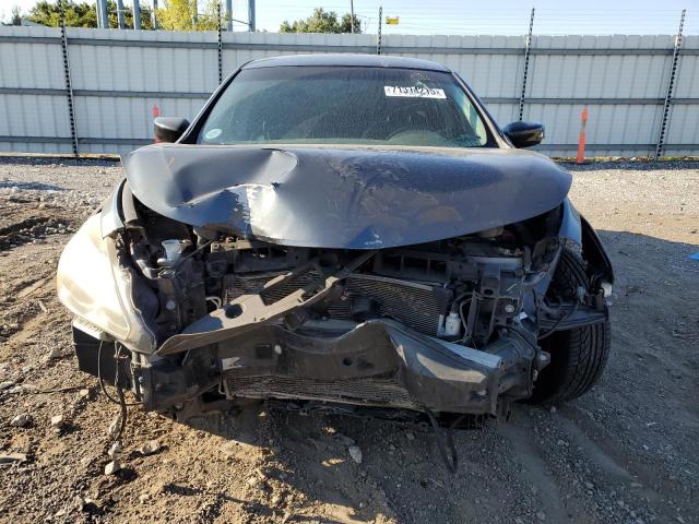 1N4AL3APXDC261011 - 2013 NISSAN ALTIMA 2.5 ნაცრისფერი ფოტო 5