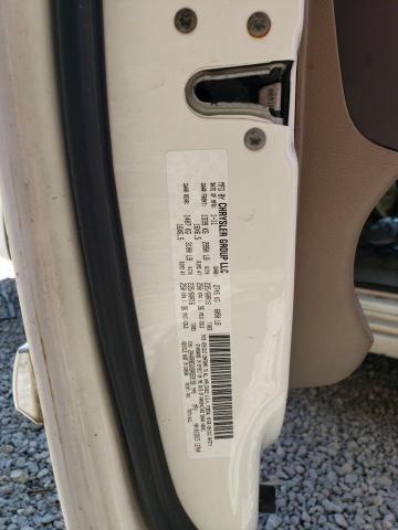 2A4RR8DGXBR659158 - 2011 CHRYSLER TOWN & COU TOURING L WHITE photo 13