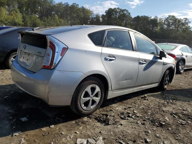 JTDKN3DU8F0448181 - 2015 TOYOTA PRIUS SILVER photo 3