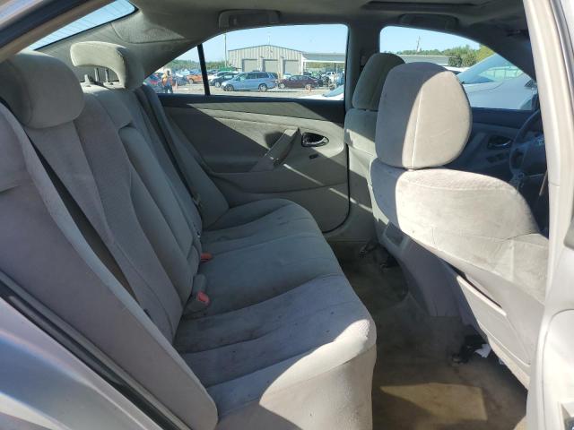 4T4BF3EK2BR133777 - 2011 TOYOTA CAMRY BASE SILVER photo 10