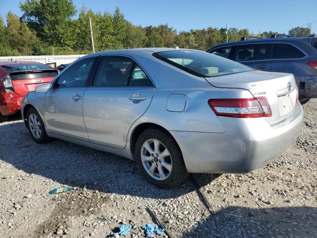 4T4BF3EK2BR133777 - 2011 TOYOTA CAMRY BASE SILVER photo 2