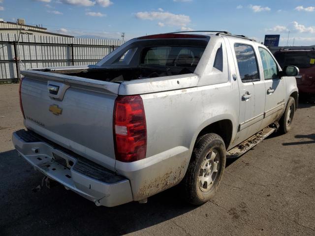 3GNTKFE78DG375434 - 2013 CHEVROLET AVALANCHE LT SILVER photo 3