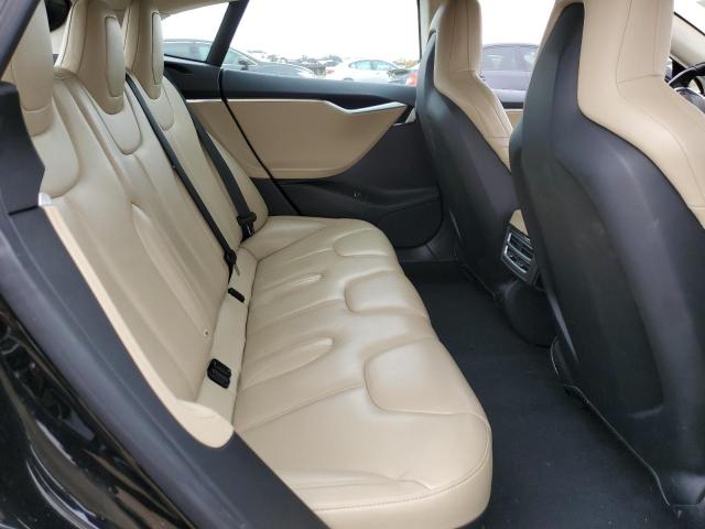5YJSA1E23GF146944 - 2016 TESLA MODEL S Սև լուսանկար 10