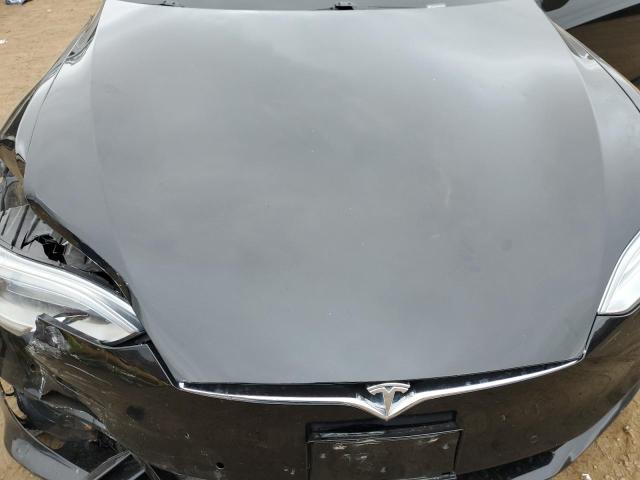 5YJSA1E23GF146944 - 2016 TESLA MODEL S Սև լուսանկար 11