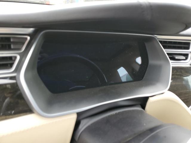 5YJSA1E23GF146944 - 2016 TESLA MODEL S Սև լուսանկար 9