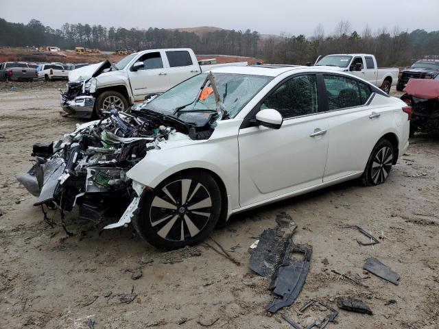 1N4BL4DVXNN411743 - 2022 NISSAN ALTIMA SV WHITE photo 1