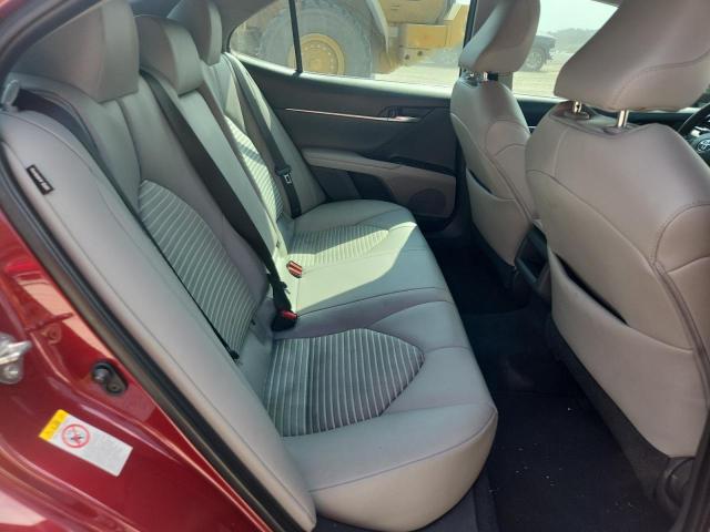 4T1B11HK1JU594525 - 2018 TOYOTA CAMRY L BURGUNDY photo 10