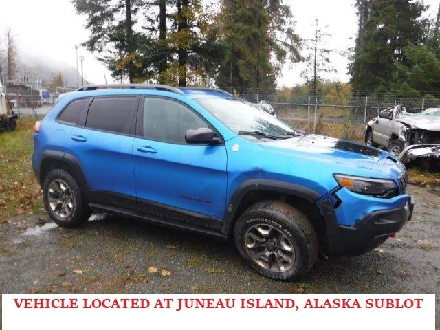 1C4PJMBN8KD188869 - 2019 JEEP CHEROKEE TRAILHAWK BLUE photo 4