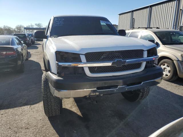 1GCHC29UX4E155434 - 2004 CHEVROLET SILVERADO C2500 HEAVY DUTY WHITE photo 5