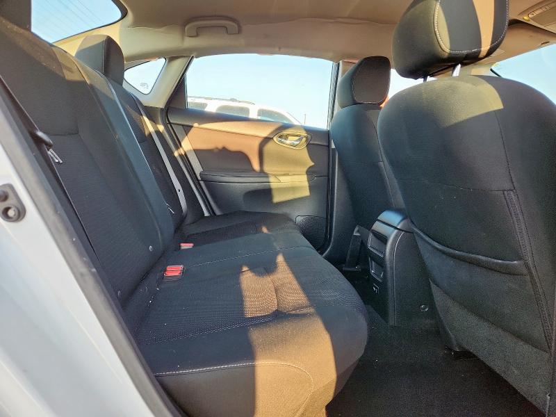 3N1AB7AP5KY274339 - 2019 NISSAN SENTRA S WHITE photo 10