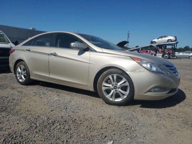 5NPEC4AC7BH220738 - 2011 HYUNDAI SONATA SE GOLD photo 4