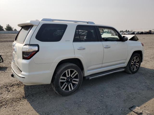 JTEBU5JR7J5578264 - 2018 TOYOTA 4RUNNER SR5/SR5 PREMIUM თეთრი ფოტო 3