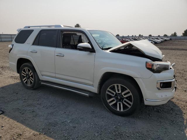 JTEBU5JR7J5578264 - 2018 TOYOTA 4RUNNER SR5/SR5 PREMIUM თეთრი ფოტო 4
