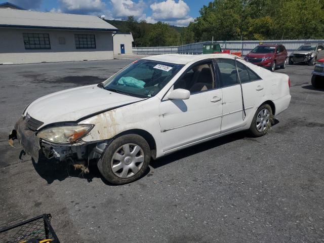 2002 TOYOTA CAMRY LE, 