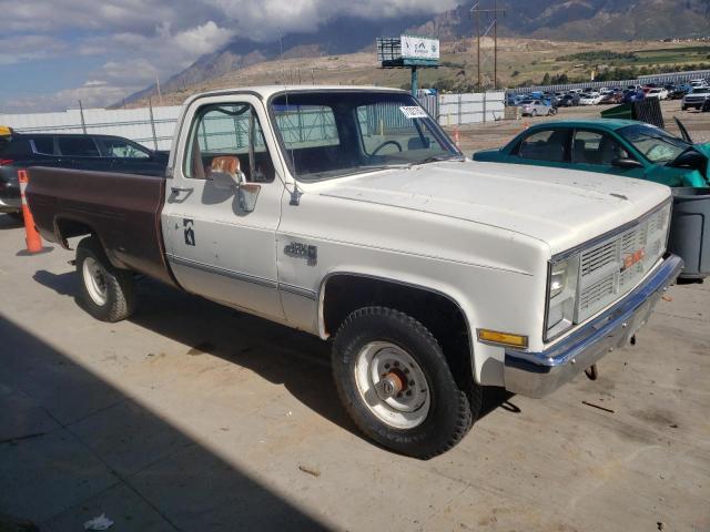 1GTGK24J4DJ503313 - 1983 GMC K2500 WHITE photo 4