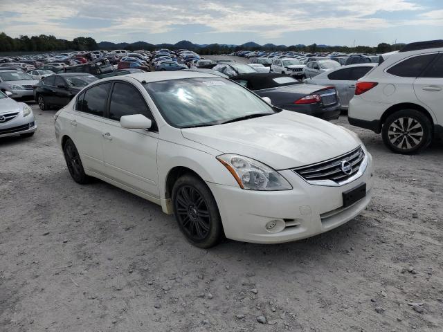 1N4AL2AP2BC120618 - 2011 NISSAN ALTIMA BASE WHITE photo 4