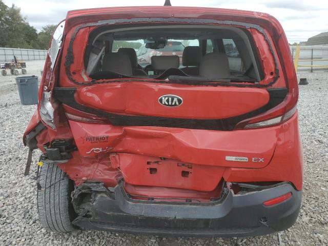 KNDJ33AU6M7768643 - 2021 KIA SOUL EX RED photo 6