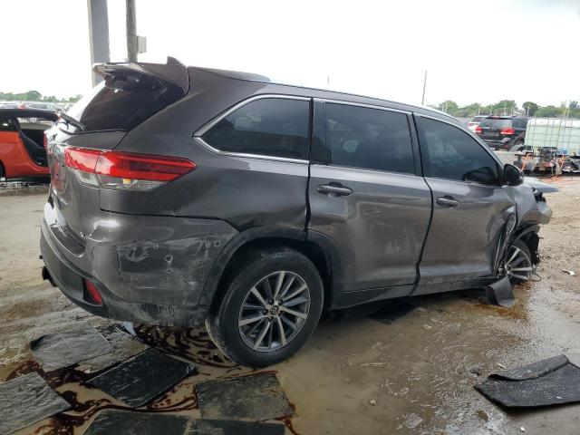 5TDKZRFH3KS556626 - 2019 TOYOTA HIGHLANDER SE 石墨色 照片 3
