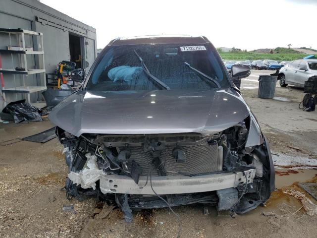 5TDKZRFH3KS556626 - 2019 TOYOTA HIGHLANDER SE 石墨色 照片 5