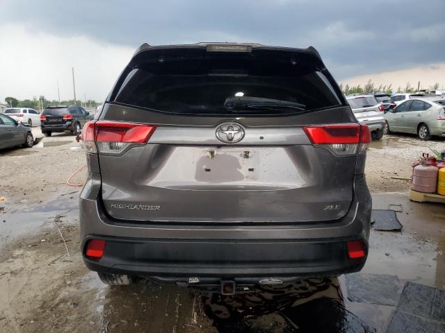 5TDKZRFH3KS556626 - 2019 TOYOTA HIGHLANDER SE 石墨色 照片 6