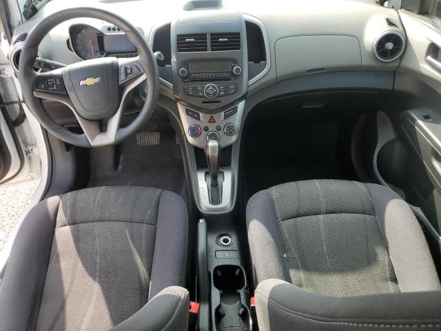 1G1JC6SH6F4155048 - 2015 CHEVROLET SONIC LT თეთრი ფოტო 8