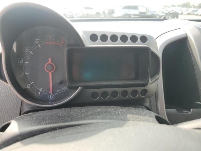 1G1JC6SH6F4155048 - 2015 CHEVROLET SONIC LT თეთრი ფოტო 9