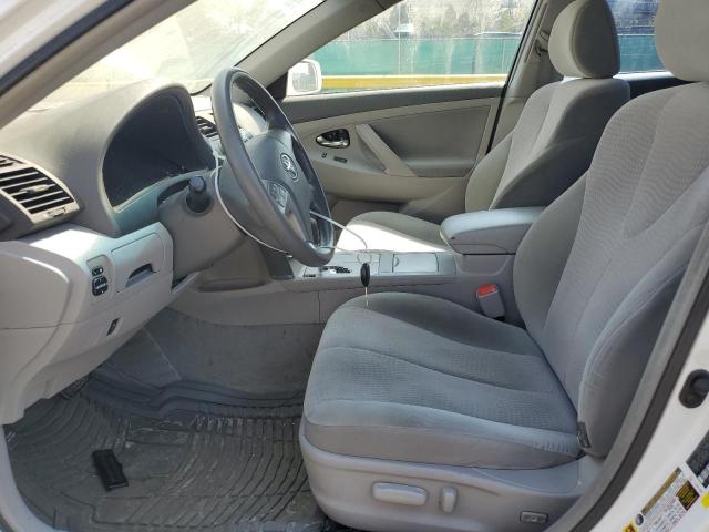 4T4BF3EK5AR045191 - 2010 TOYOTA CAMRY BASE Biały zdjęcie 7