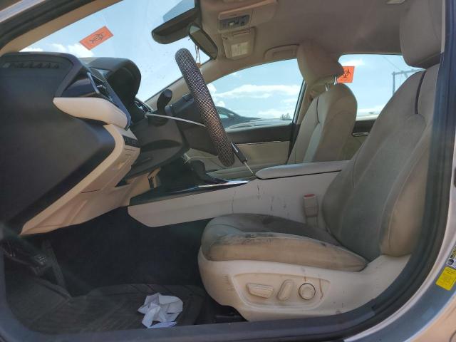 4T1B11HK1KU820984 - 2019 TOYOTA CAMRY L 银色 照片 7