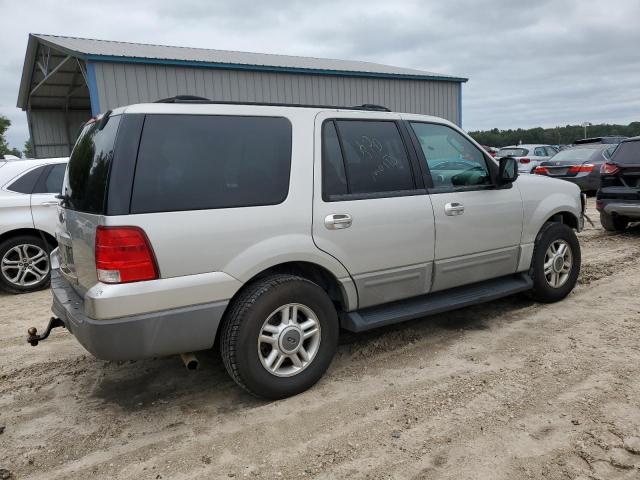 1FMEU15W03LA25198 - 2003 FORD EXPEDITION XLT SILVER photo 3