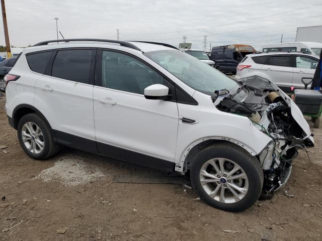 1FMCU0HD9JUA52581 - 2018 FORD ESCAPE SEL WHITE photo 4