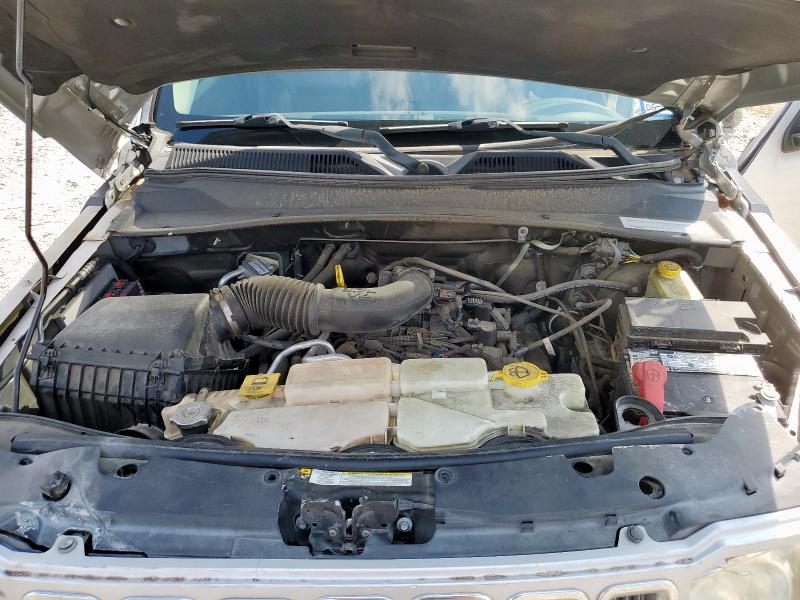 1C4PJLAK3CW144771 - 2012 JEEP LIBERTY SPORT SILVER photo 12